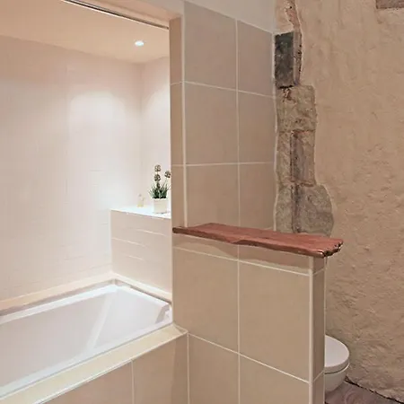 Maison De Lolivier, Beautiful Townhouse With Private Courtyard Eymet